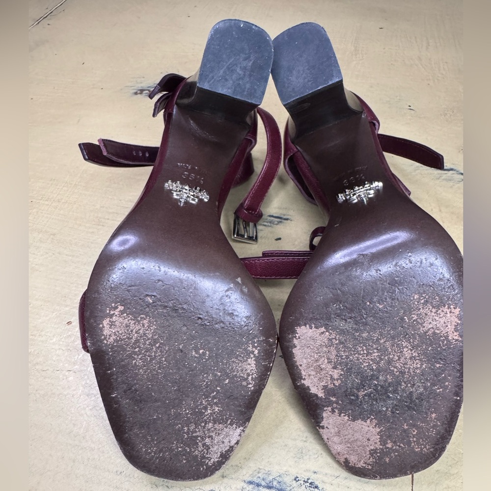 Prada Shoes - Picture 8 of 9
